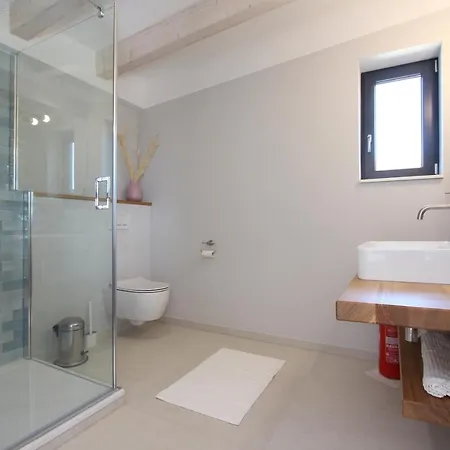 Haus Anneliese Whg 1, Dg Apartment *